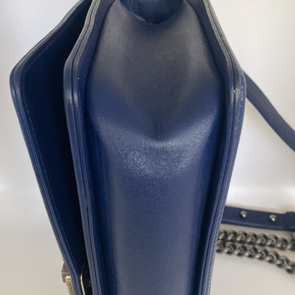 Chanel Boy Bag - Picture 7 of 16